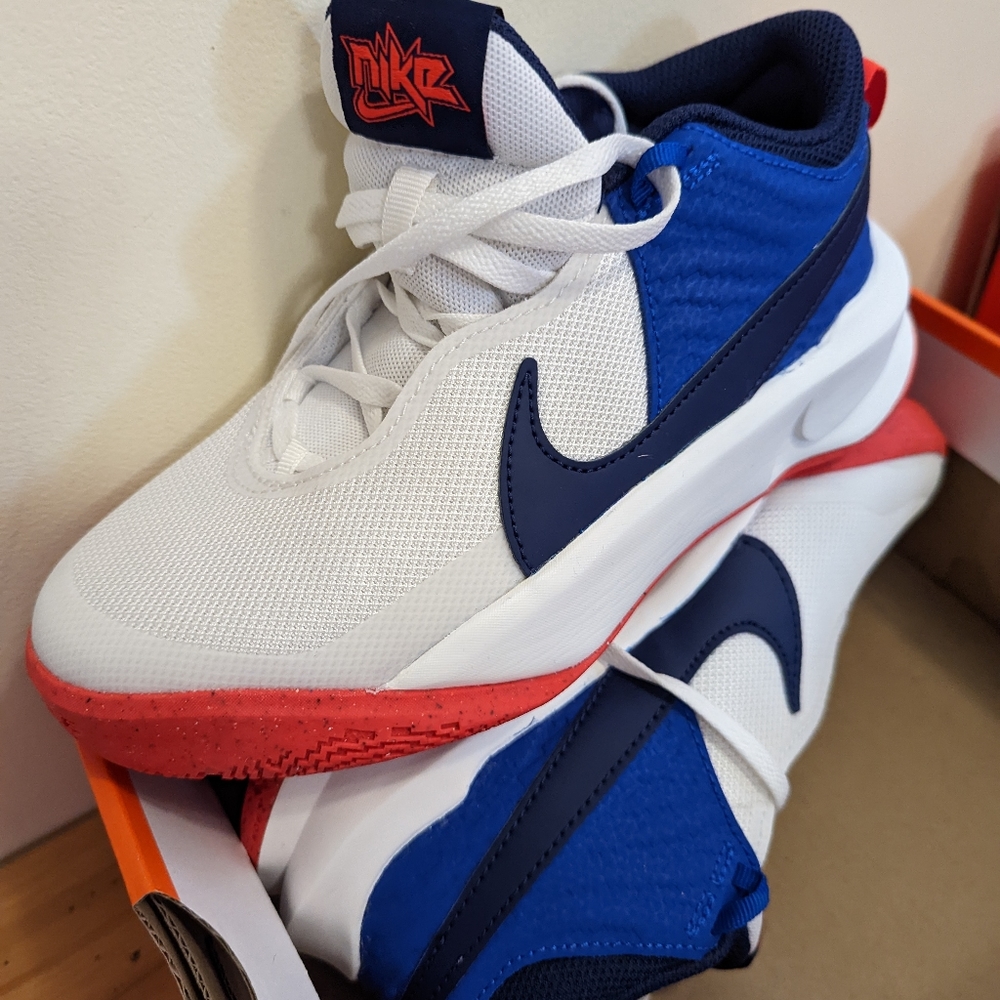 Nike youth